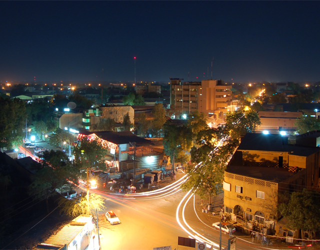NIAMEY_BY_NIGHT_