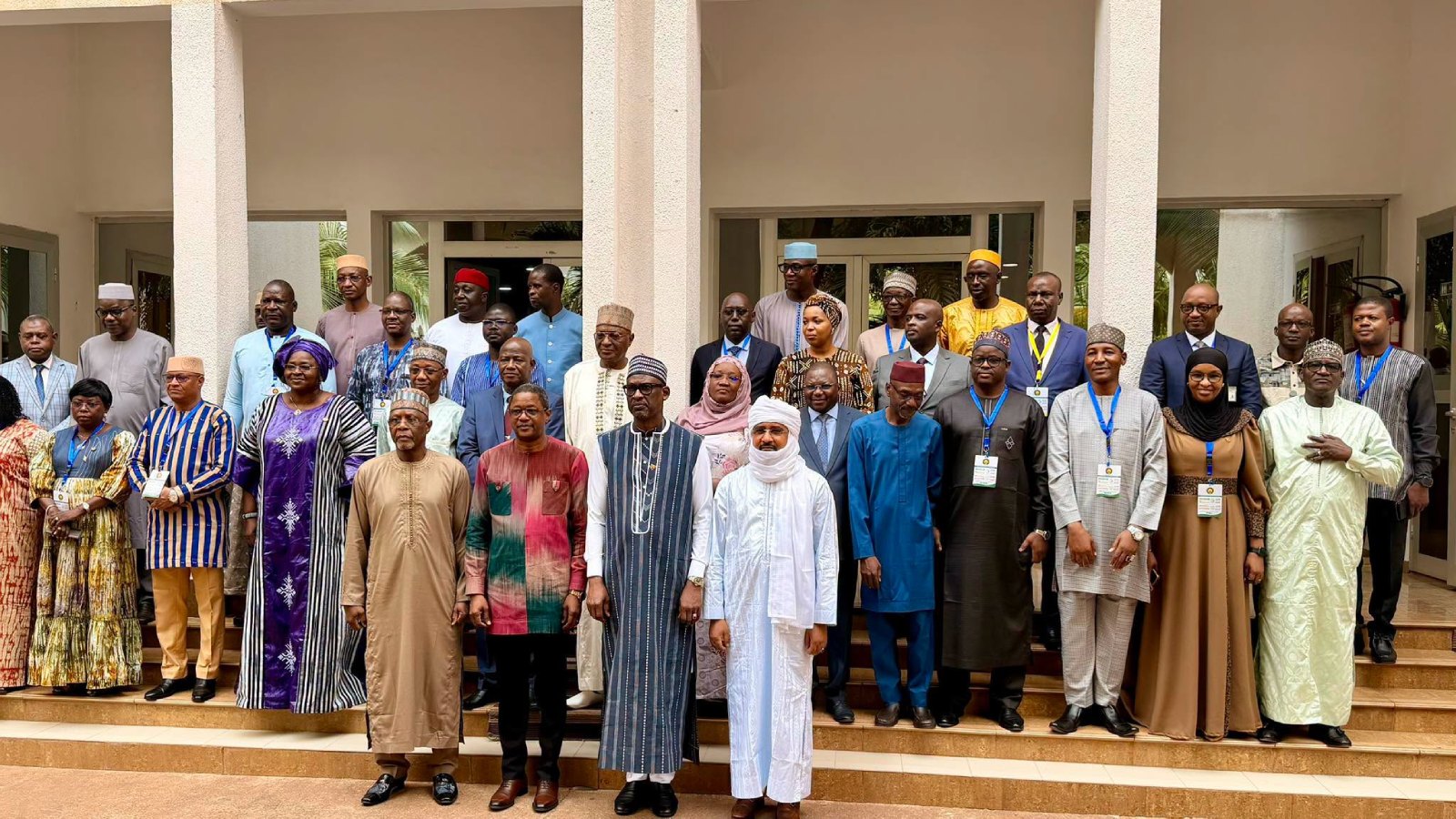 aes les ministres des affaires etrangeres renforcent la coordination diplomatique de la confederation