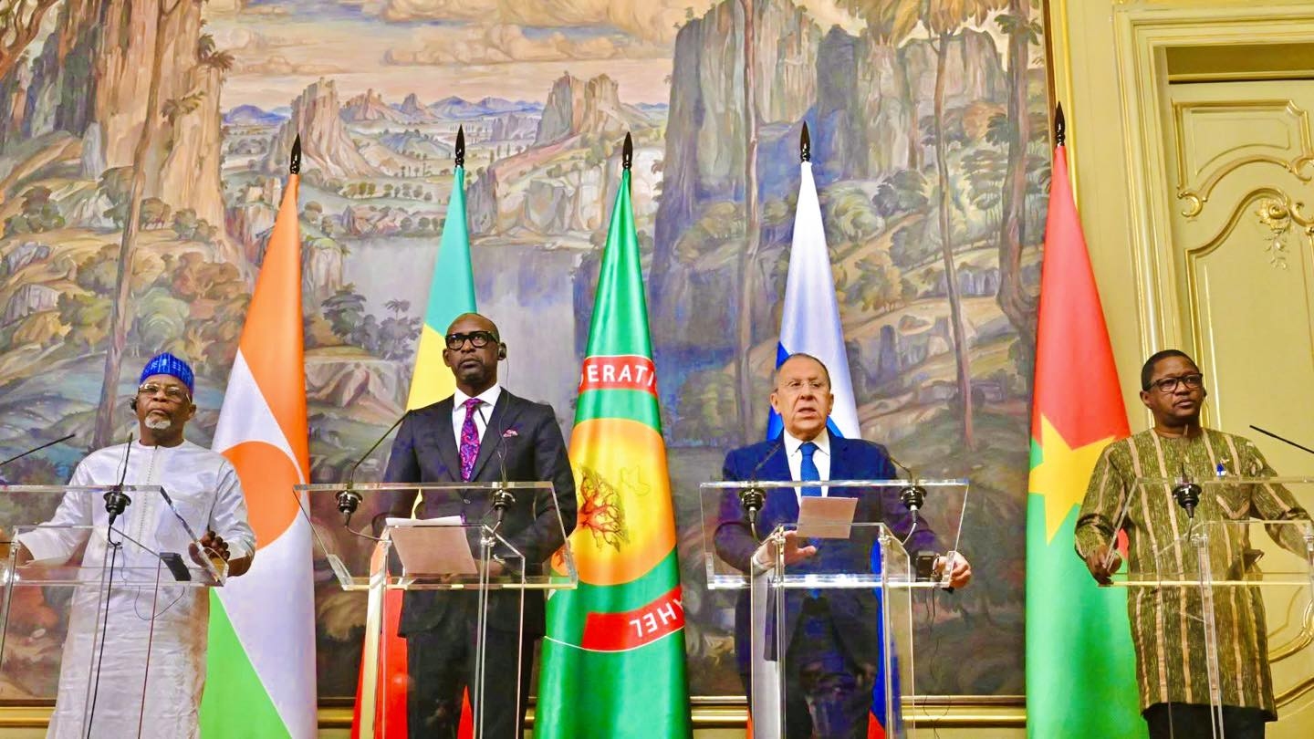 consultations ministerielles aes russie un partenariat strategique pour la paix la securite et le developpement