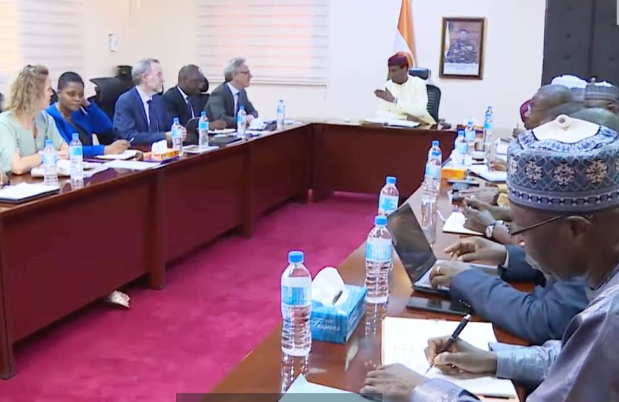 rencontre entre ali mahaman lamine zeine et la banque mondiale pour renforcer les investissements au niger