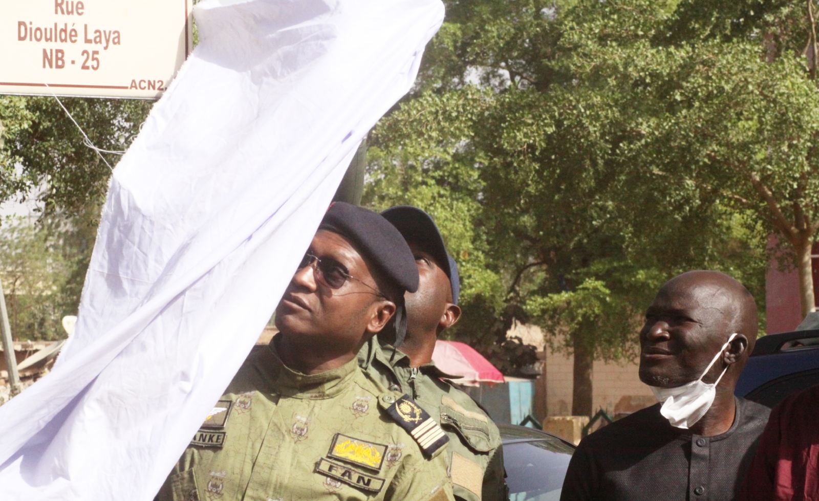 bapteme de la rue dioulde laya le merite immortalise 01