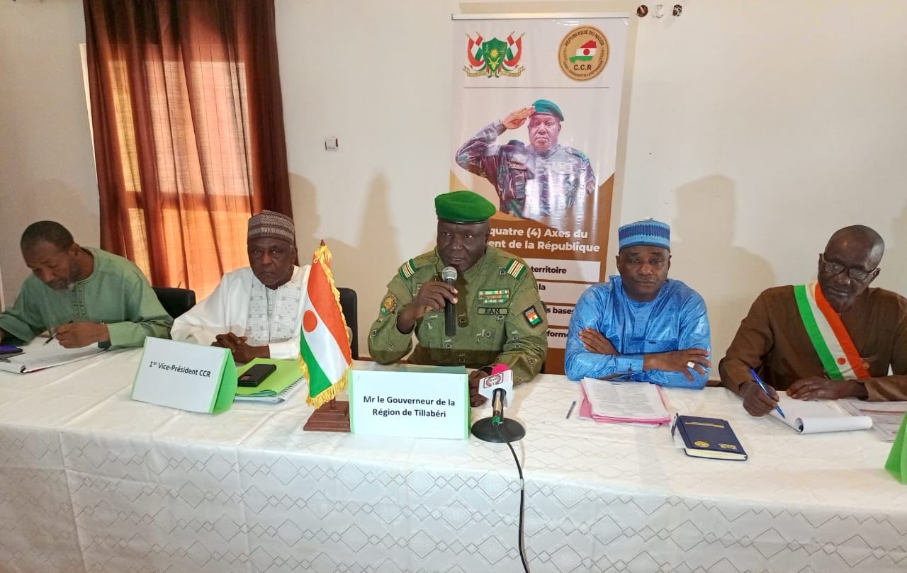 mobilisation generale decretee par le president le ccr a la rencontre des forces vives a tahoua dosso et tillaberi