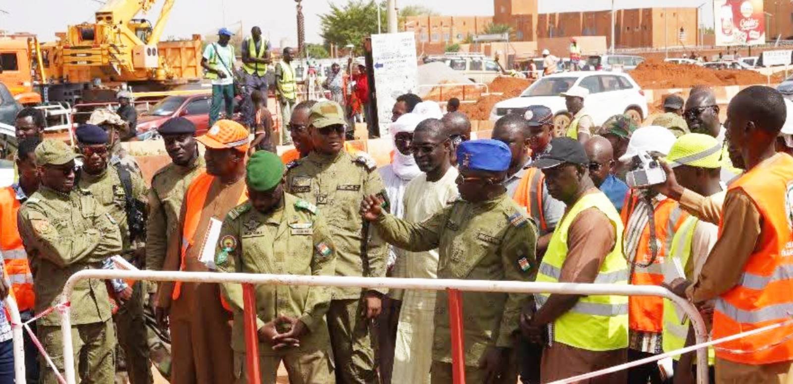 niamey face aux defis de lhivernage une visite de terrain pour accelerer les travaux durgence