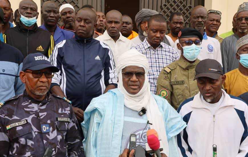 niamey le conseil consultatif de la refondation mobilise pour une capitale propre et citoyenne