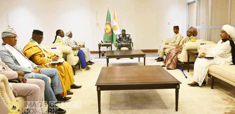 niger le president tiani recoit les ministres de la promotion de la femme des pays de laes