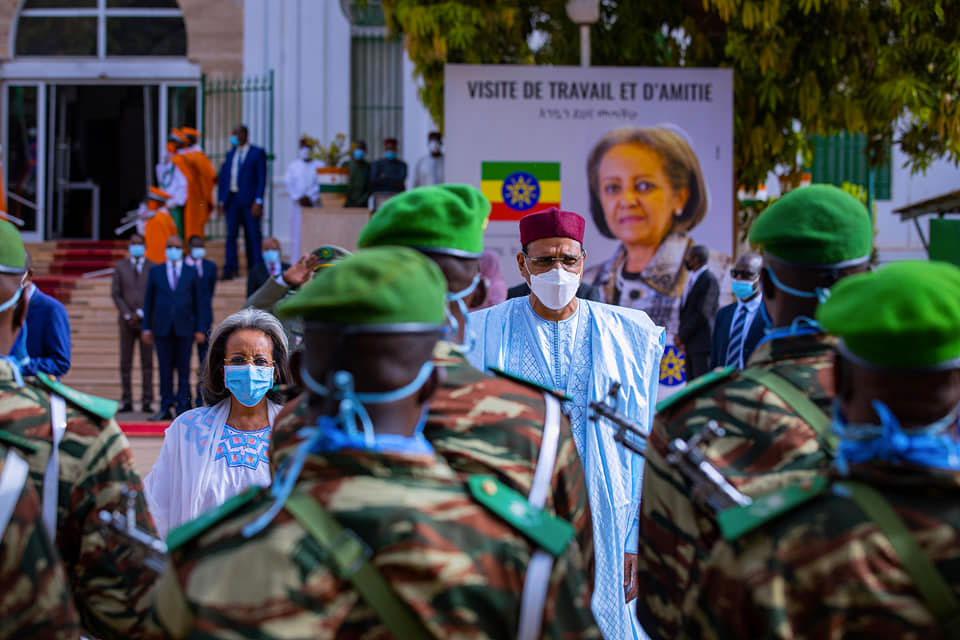 Visite de travail et d’amitié au Niger de la Présidente de la République Démocratique Fédérale d’Ethiopie : Plusieurs sujets relatifs à la situation intérieure et à la coopération bilatérale au menu de l’entrevue avec le Président Bazoum