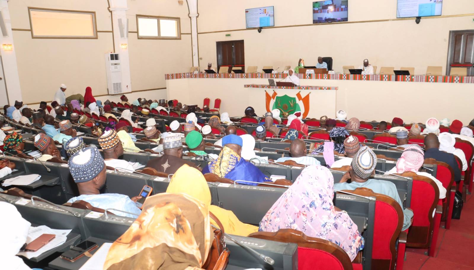 niger nucleaire economie et paix au coeur des travaux du ccr